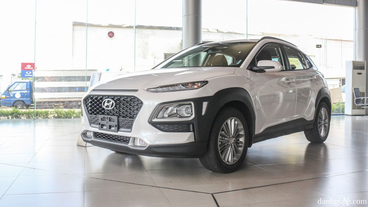 Hyundai Kona giảm giá, Hyundai Kona màu trắng